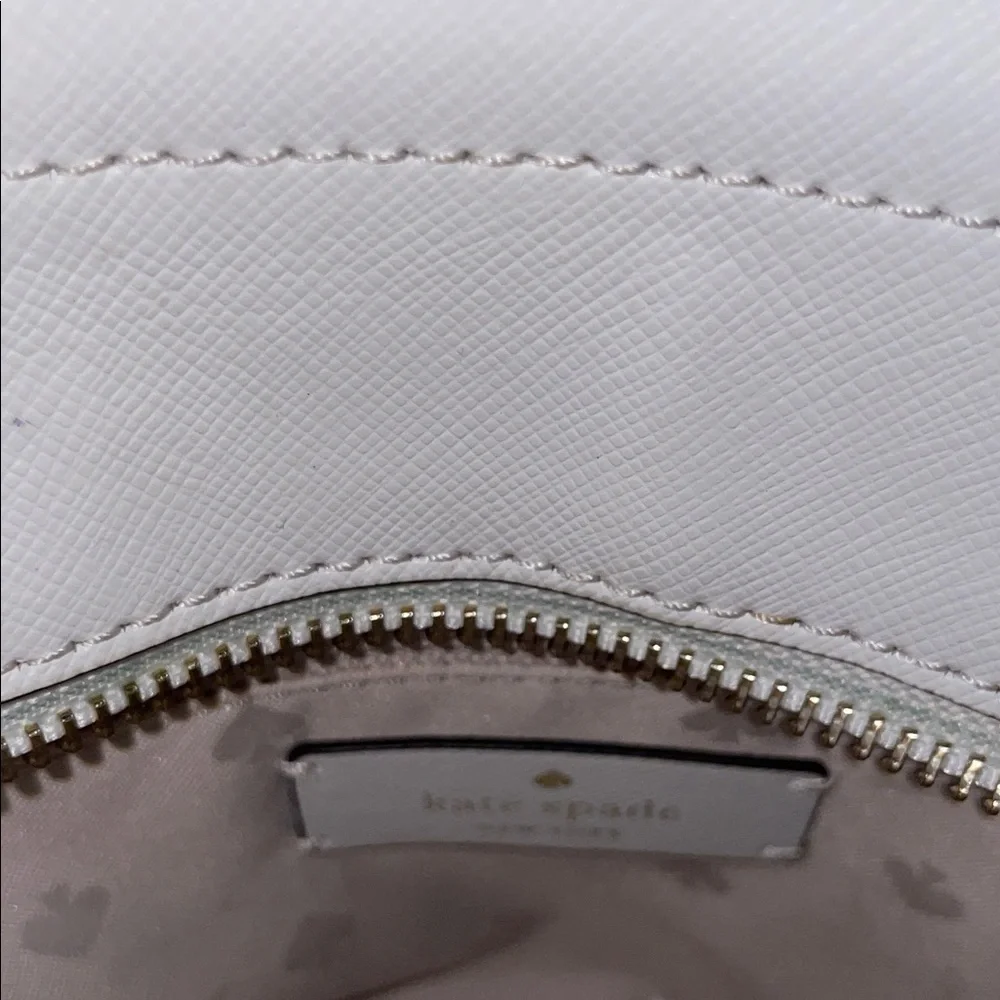 Kate Spade Stacie Tan and White Woven Satchel/Crossbody 9”H x 11”W NWT🌸🌼 - Picture 13 of 15